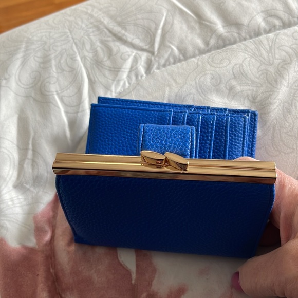 Wallet - Picture 5 of 6